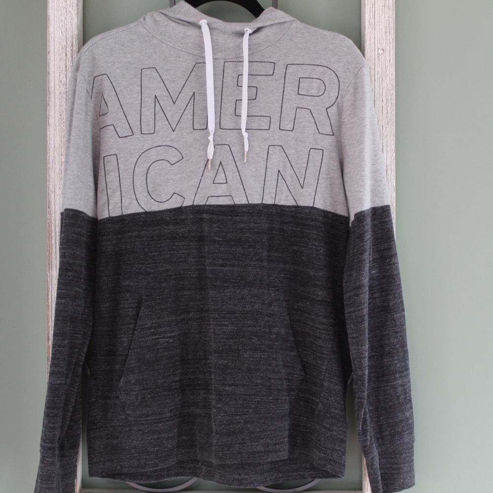 American Eagle Men's Hooded long-sleeved shirt Size Small